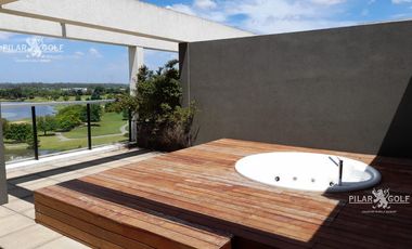 4 ambientes con terraza y jacuzzi