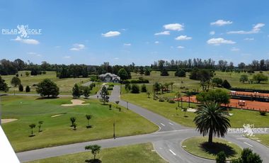 4 ambientes con terraza y jacuzzi