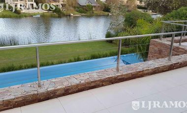 Casa a la laguna con 4 dormitorios  en alquiler en Santa Barbara