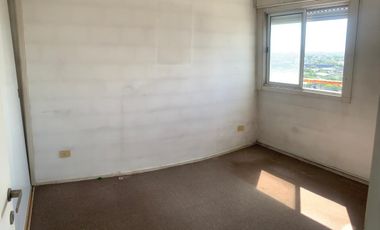 Departamento 3 ambientes en venta en Torres Pueyrredon a mts de CABA