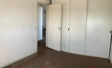 Departamento 3 ambientes en venta en Torres Pueyrredon a mts de CABA
