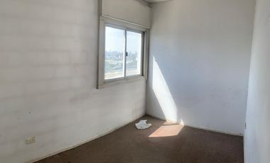 Departamento 3 ambientes en venta en Torres Pueyrredon a mts de CABA