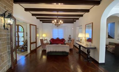 Necochea, Costa Atlántica - Hotel  - Venta o Permuta