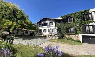 Necochea, Costa Atlántica - Hotel  - Venta o Permuta