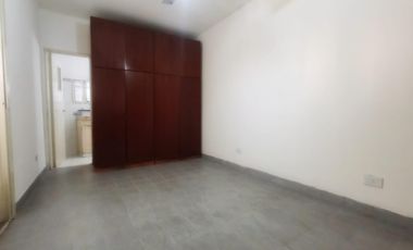 Venta Casa 2 dormitorios con patio - España y Hospitales