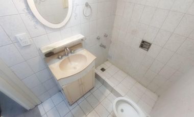 Venta Casa 2 dormitorios con patio - España y Hospitales