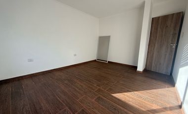 VENTA CASA 3 DORMITORIOS EN ROLDAN