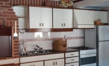 Casa/Duplex 4 ambientes con piscina en venta - Quilmes Residencial-Permuta departamento menor valor