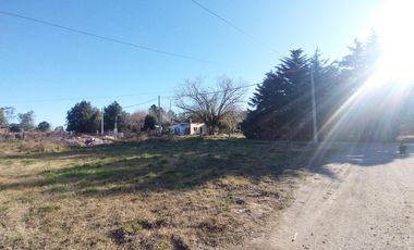 Venta lote de terreno esquina en barrio abierto El Ceibo. Alvarez