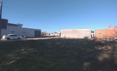 Venta lote de terreno esquina en barrio abierto El Ceibo. Alvarez