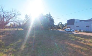 Venta lote de terreno esquina en barrio abierto El Ceibo. Alvarez