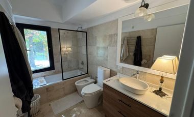 Casa con 4 dormitorios en venta en EL GOLF