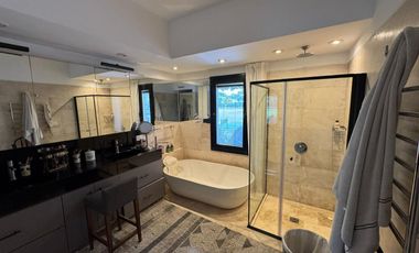 Casa con 4 dormitorios en venta en EL GOLF