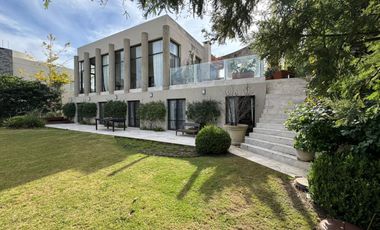 Casa con 4 dormitorios en venta en EL GOLF