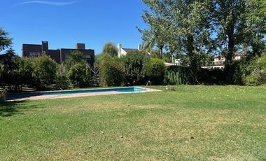 Casa en venta en barrio La Celina - Maschwitz