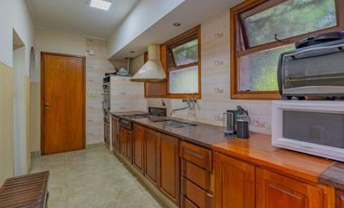 Casa en  Venta Barrio Los Pinares