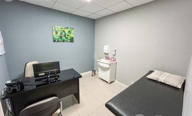 Consultorios totalmente equipados en ALQUILER - General Güemes 450 - General Paz