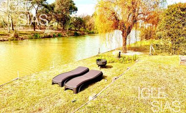 Casa en alquiler al lago en Las Glorietas, Nordelta
