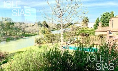 Casa en alquiler al lago en Las Glorietas, Nordelta