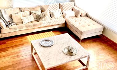 Casa en alquiler al lago en Las Glorietas, Nordelta