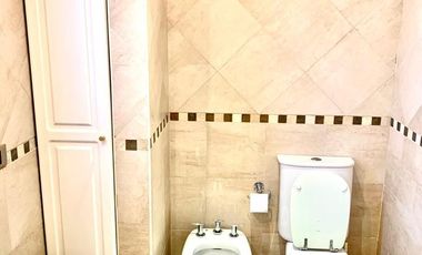 Casa en alquiler al lago en Las Glorietas, Nordelta