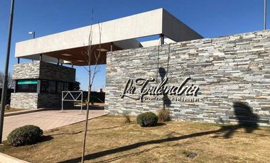 Casa Duplex Amoblada en Alquiler-  La Calandria zona sur