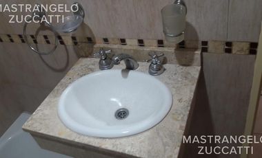 Departamento de 2 ambientes Apto Credito Hipotecario - Banfield Este