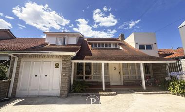 Alquiler de Casa con Jardín y Quincho en Los Troncos
