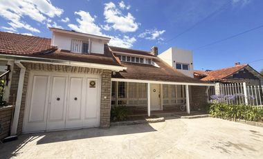 Alquiler de Casa con Jardín y Quincho en Los Troncos