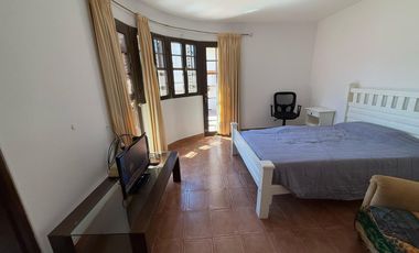 Casa en venta en Barrio Maipu, 4 dormitorios, 3 baños