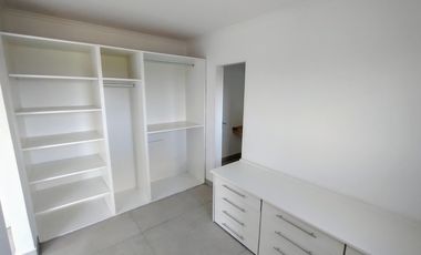 CASA EN VENTA, EL CANTON, BARRIO PUERTO