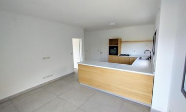 CASA EN VENTA, EL CANTON, BARRIO PUERTO