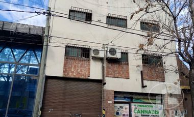 Depósito en Munro-Oeste