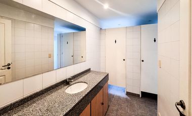 Oficina luminosa en alquiler en Palermo