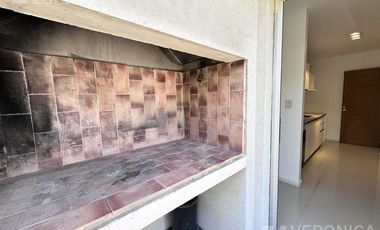 Departamento de dos ambientes en alquiler, Ituzaingo. Excelente edificio.