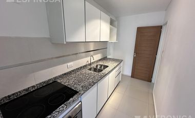 Departamento de dos ambientes en alquiler, Ituzaingo. Excelente edificio.