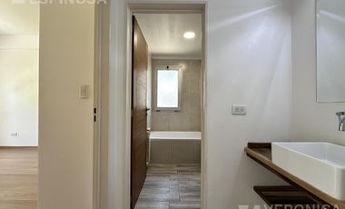 Departamento de dos ambientes en alquiler, Ituzaingo. Excelente edificio.