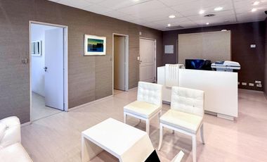 Oficina luminosa en alquiler en Palermo