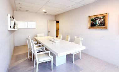 Oficina luminosa en alquiler en Palermo