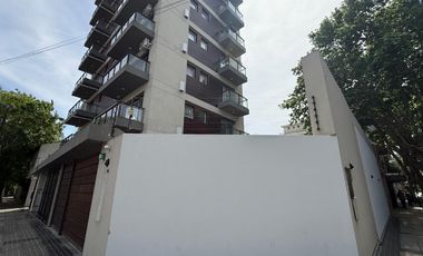 Departamento en venta de 2 ambientes con cochera