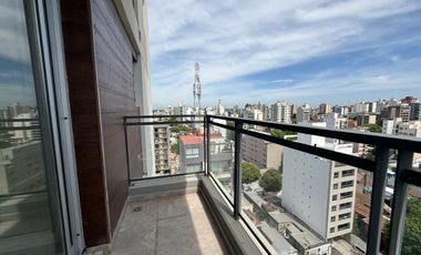 Departamento en venta de 2 ambientes con cochera