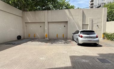 Departamento en venta de 2 ambientes con cochera