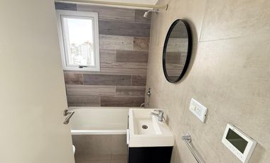 Departamento en venta de 2 ambientes con cochera