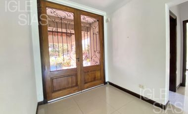 Casa en alquiler en El Golf, Nordelta