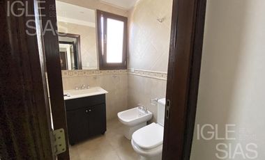 Casa en alquiler en El Golf, Nordelta