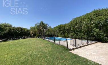 Casa en alquiler en El Golf, Nordelta