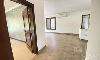 Casa en alquiler en El Golf, Nordelta