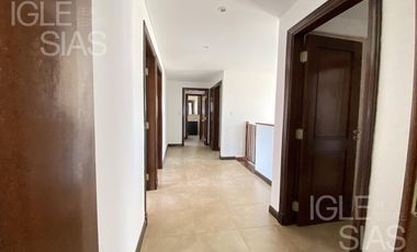 Casa en alquiler en El Golf, Nordelta