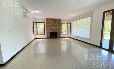 Casa en alquiler en El Golf, Nordelta