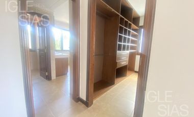 Casa en alquiler en El Golf, Nordelta